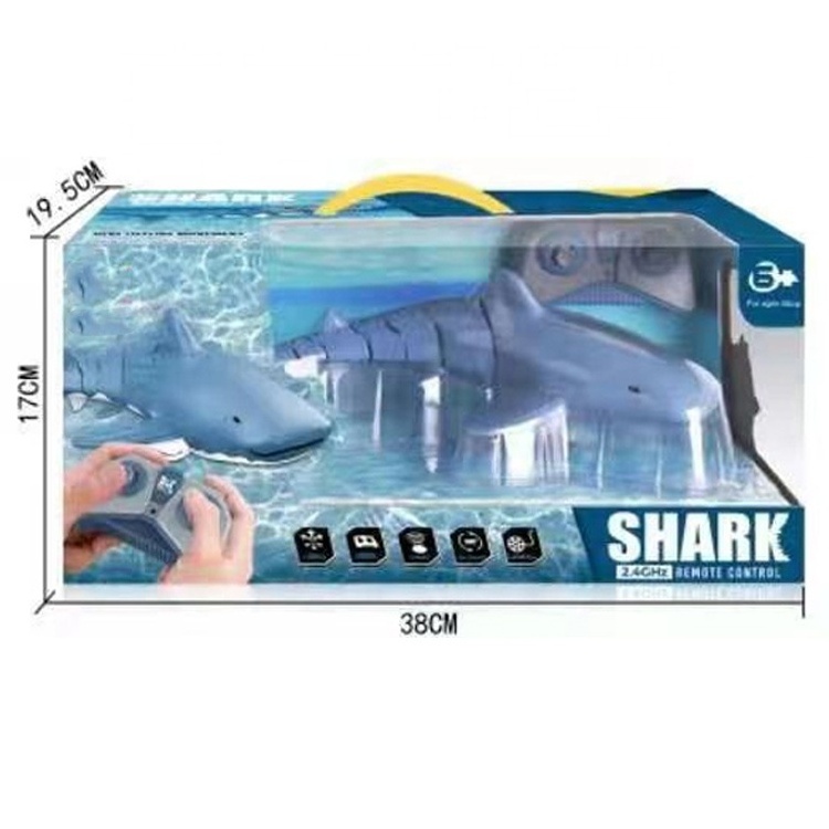 2.4G Remote control shark toy plastic shark play water four way swimming smart rc whale shark toy