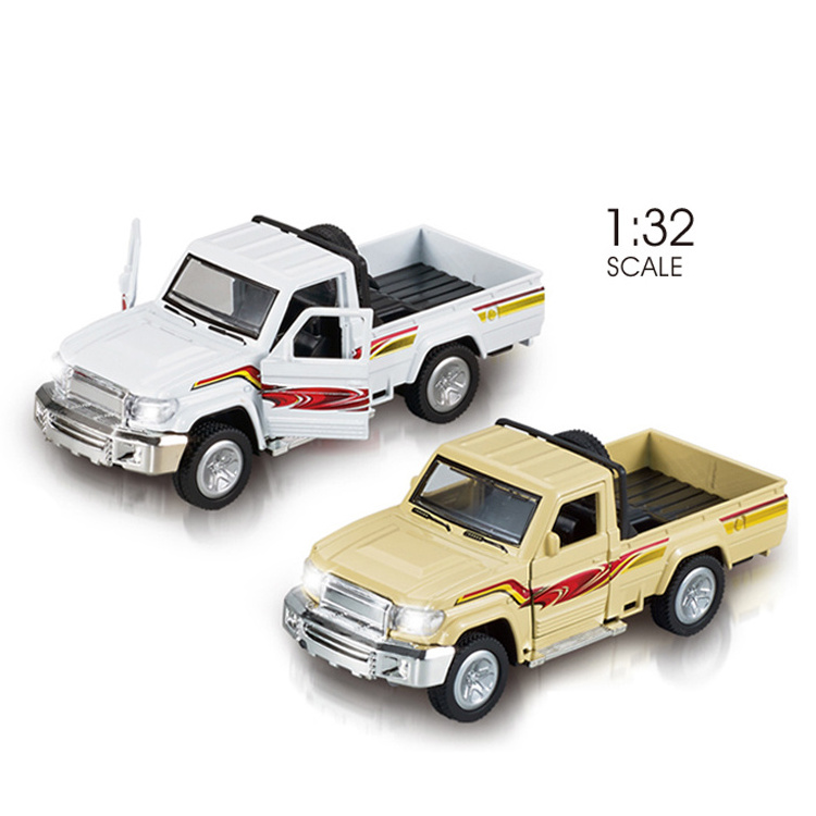 1:32 Scale Pull Back Function Open Door Alloy Pickup Car Diecast Model Toy