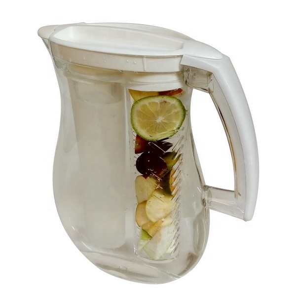 Plastic Fruit Tea Infusion Pitcher With Ice Tube