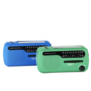 Emergency Earthquake Kit Portable Radios Battery and Ac Powered, Fm Radio, Hand Crank solar torch with radio cell phone charger