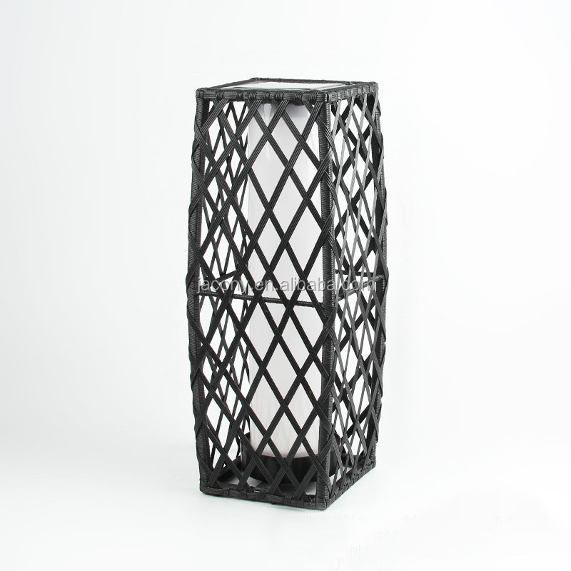 69 cm tall Wicker rattan lantern light Outdoor waterproof 25 led led solar light outdoor floor lamp garden Rattan lantern