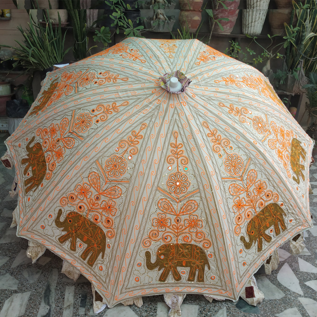 Golf Umbrella Durable Windproof Golf Umbrella Style Cotton  Embroidered Fabric Wedding Theme Decorations Parasol Umbrella