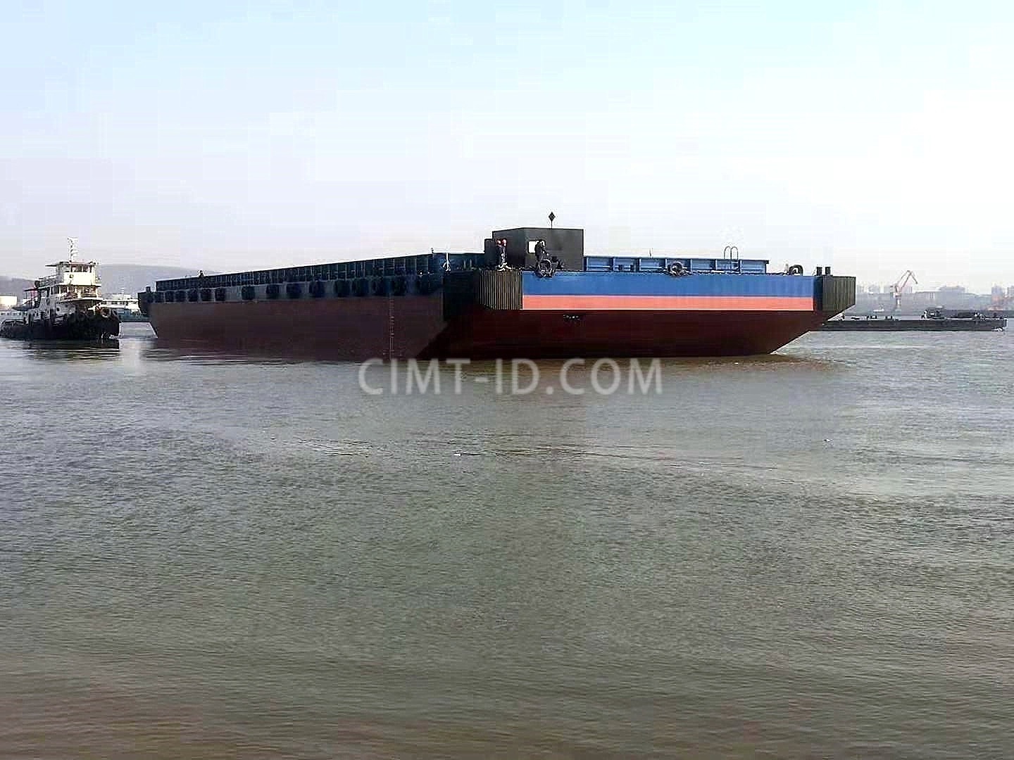 2000dwT small 250' Deck barge/steel deck barge/steel bottom deck cargo barge for sale