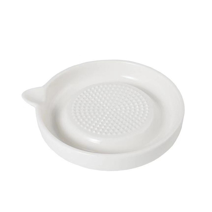 Modern White Round Ceramic Garlic Grater Plate for Kitchen Accessary