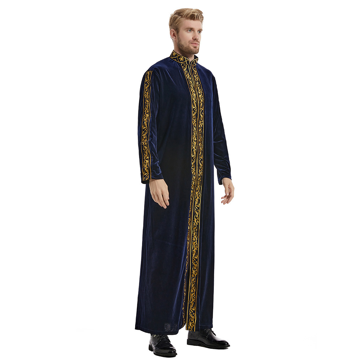 Hot Sell Muslim Dubai Stand Collar Golden Velvet Man Abaya Embroidery Ramadan Thobe Long Sleeve Islamic Robe Eid Khamis Clothing