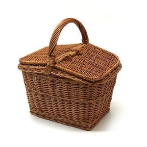 Eco-Friendly Bamboo Rattan Wicker Decorative Cheap Cane Basket For Gift Hampers Picnic Carrying Rattan Can Basket with Lid