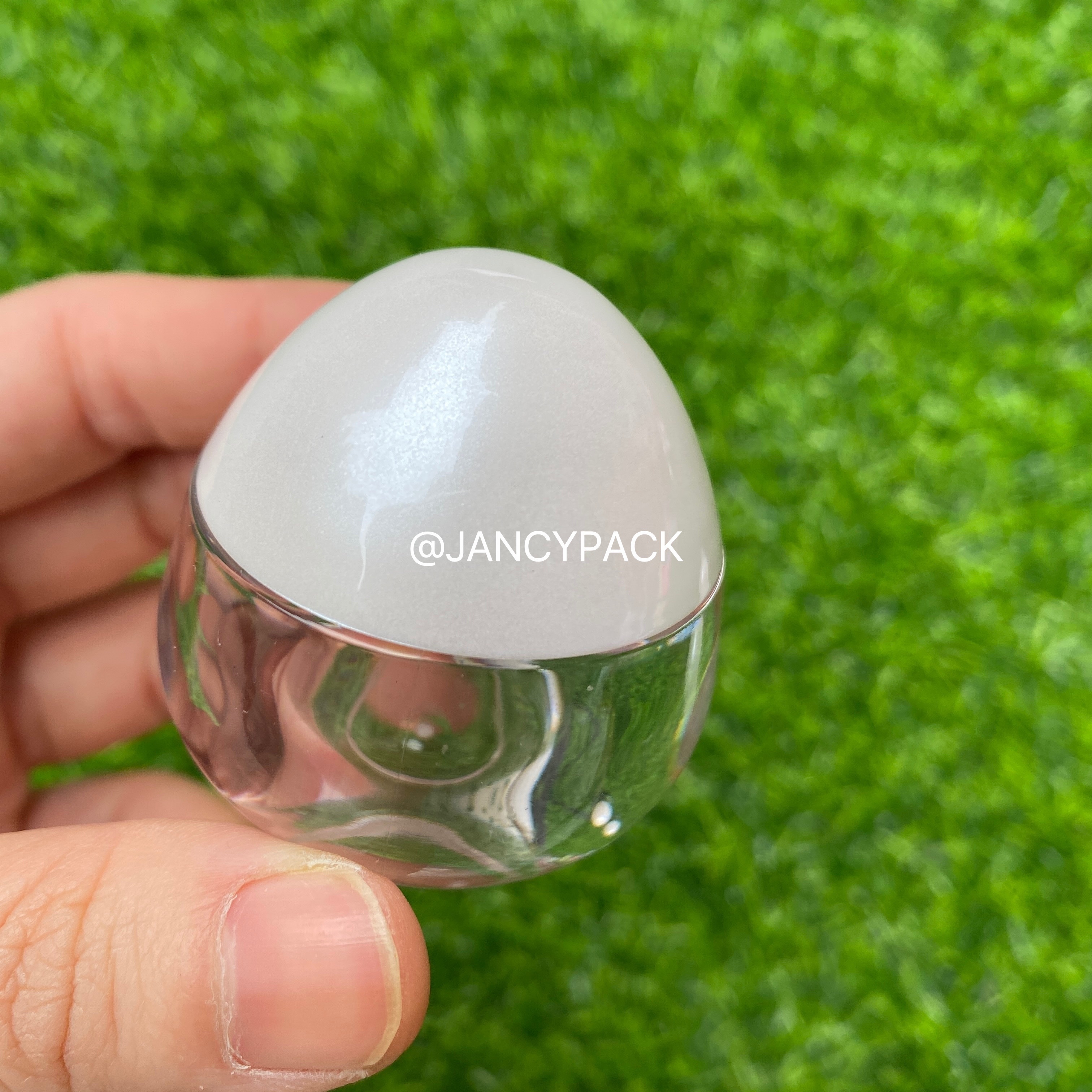 JANCY PACK 15g egg shape pearl white lid cute empty eye face hand cream jar lip balm scrub containers unique empty packaging