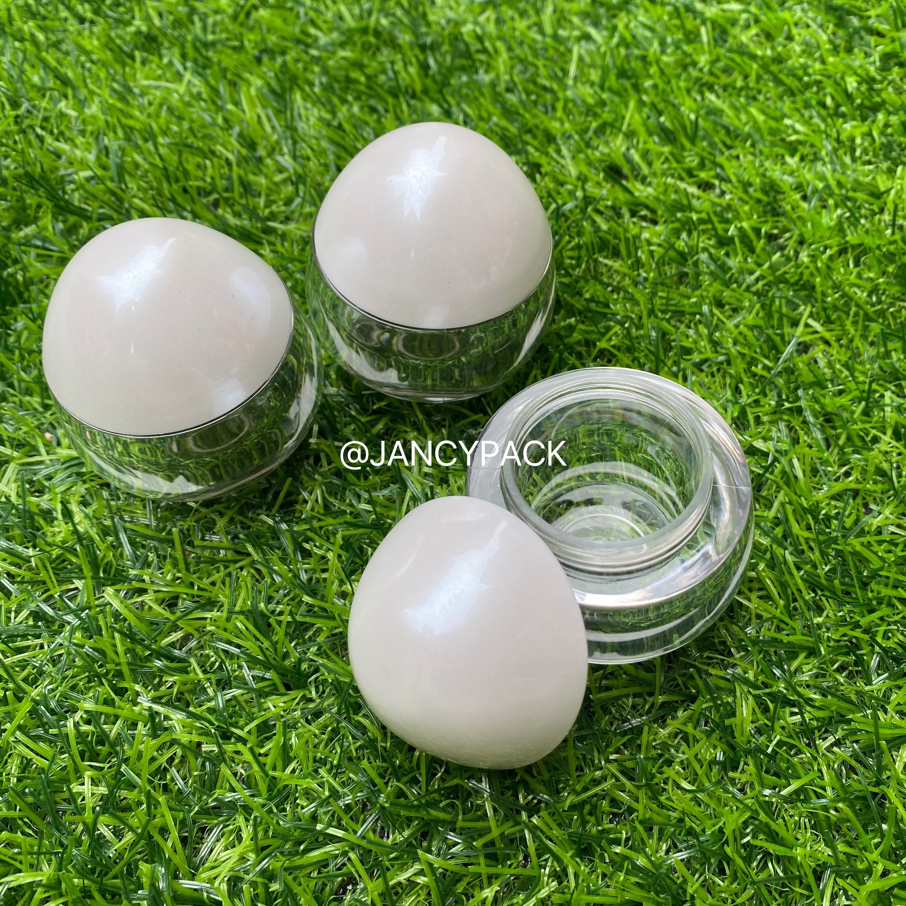 JANCY PACK 15g egg shape pearl white lid cute empty eye face hand cream jar lip balm scrub containers unique empty packaging