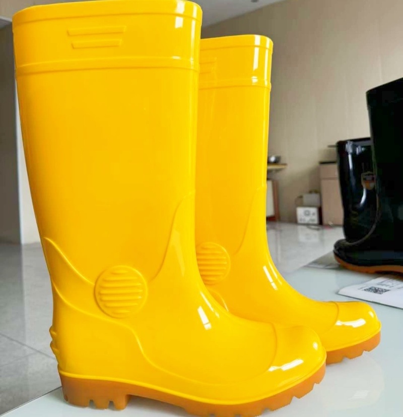 Bright clear Yellow Sole Rain Boots Real Exquisite High Elasticity Rain Boots Men's Professional Rain Shoes