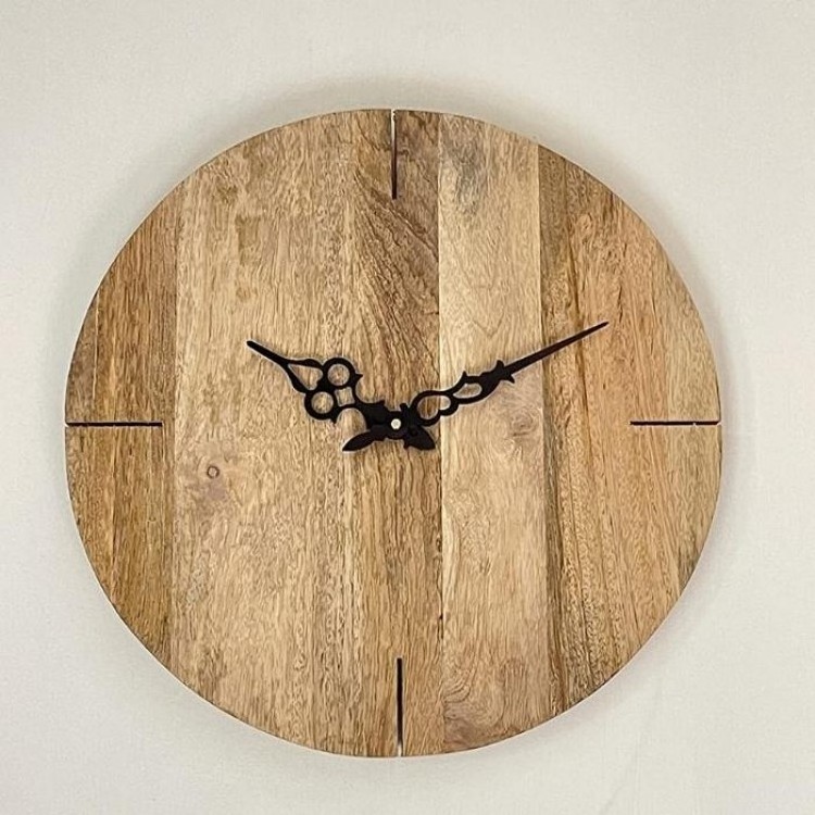 High quality wood wall clock decorative Farmhouse Wooden 18 Inch Round Battery Operated Hanging Wall Clock