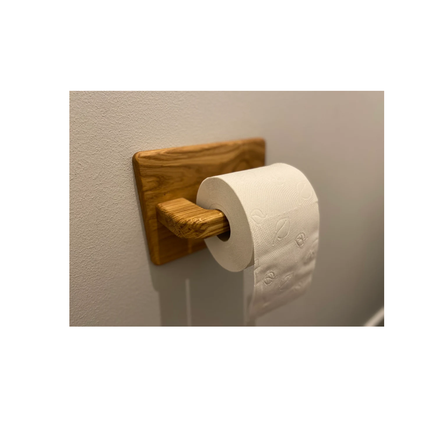 Wooden Roll Paper Towel Holder Bathroom Tissue Toilet Paper Stand Rack for wall hanging decorative items