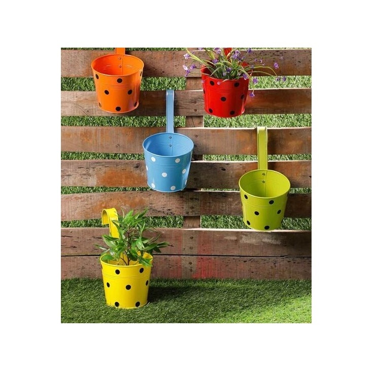 Metal planter pot Balcony Hanging Flower Rack Railing Stand for Indoor Deck Box Outdoor Hanger with sale product