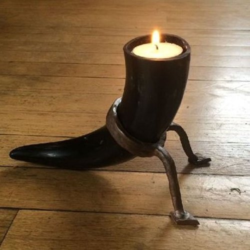 Wholesale Buffalo horn candles stand unique design piece and natural black horn color with wood base with sale