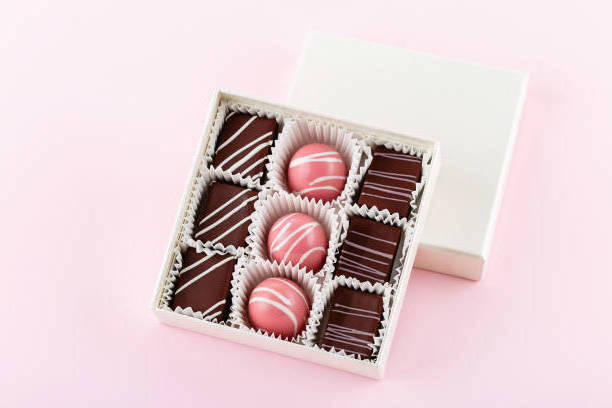 Customize Luxury magnetic closure Valentines Sweet Candy dates Gift Chocolate cookies Packaging Boxes