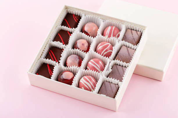 Customize Luxury magnetic closure Valentines Sweet Candy dates Gift Chocolate cookies Packaging Boxes