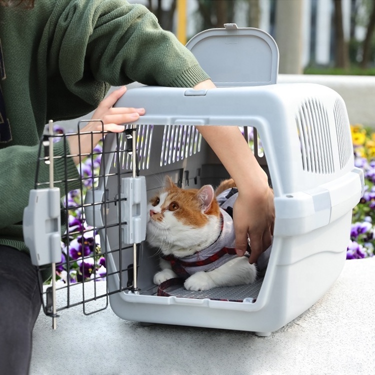 Airline Transport Tray Plastic Box Carrier Luxury Large Crate Kennel On Wheel Pet Travel Carrier Dog Cat Cage