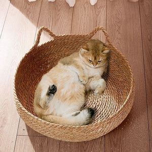 Eco Friendly Natural Sleeping Relaxing Rattan Animal Woven Pet Braided Dog Bed With Sofa Cushion