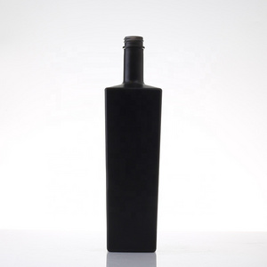 Wholesale New Products Home Bar Ceramic Frosted Spirit Liquor Vodka Gin Whiskey Matte Black Glass Bottle