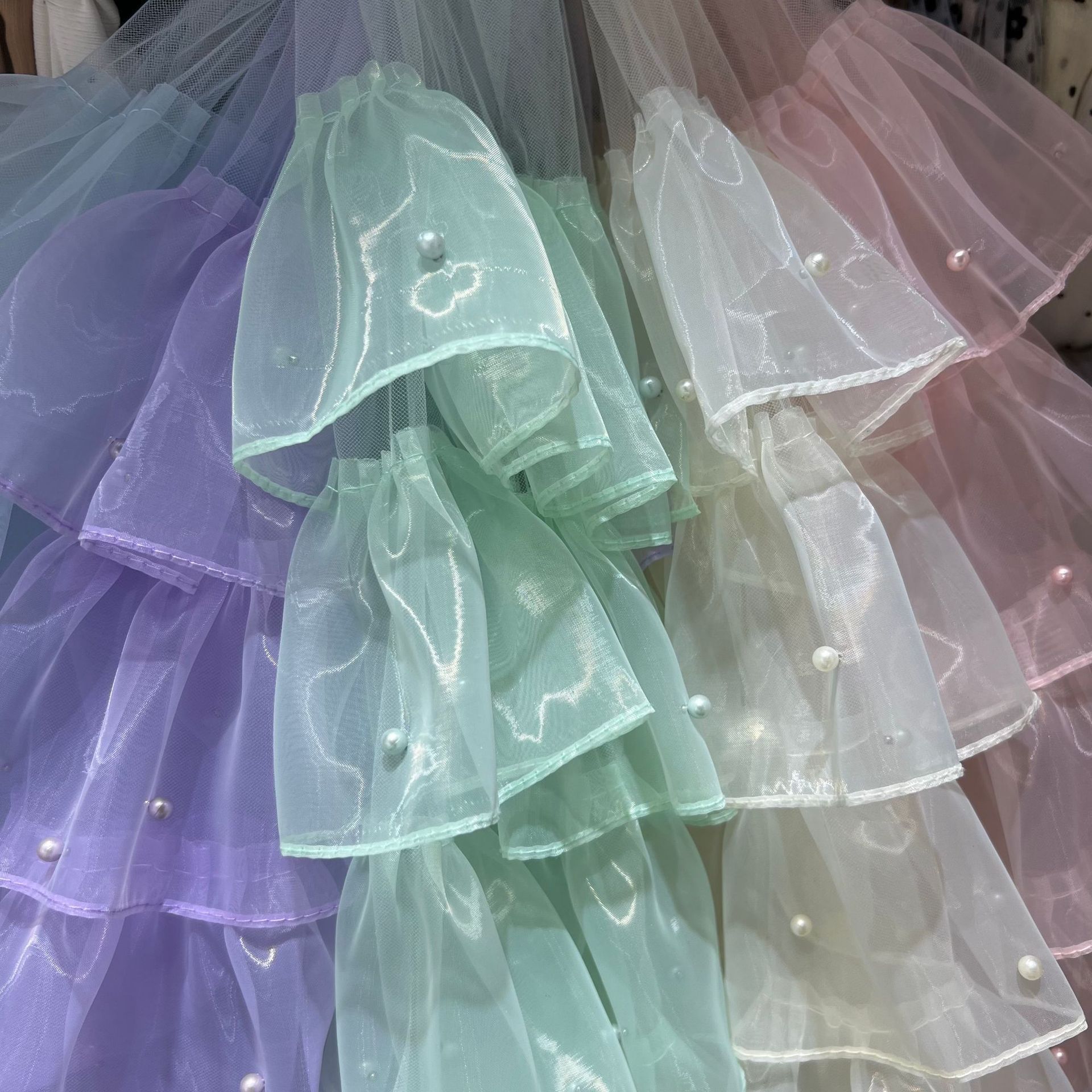 Tiered Beading Organza Wedding Dress Veil Hem Neck Ornament Fabric