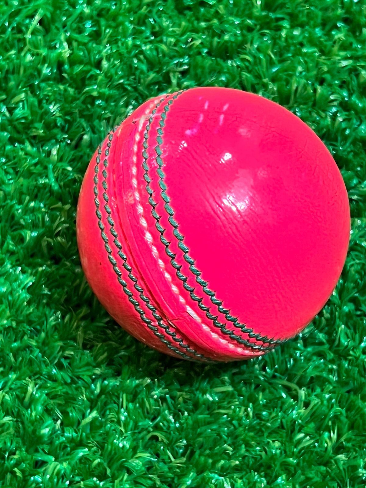 High Quality Genuine Pink Leather 4-Piece Cricket ball Custom Design Color Sports Team ball