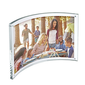 Guangdong Acrylic Manufacturer Custom Clear 4x6 Picture Display Holder Magnetic Curved Acrylic Photo Frame