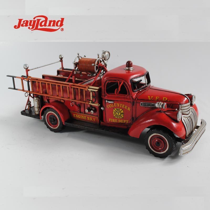 Antique Fire Engine Model 1:24-SCALE for Home Decor