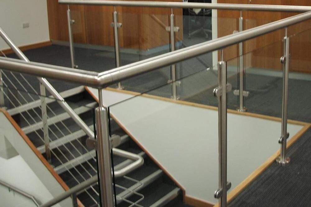 Staircase Glass Railing Detail Staircase Design Railing Plexiglass Stair Railing Balcony Railings SS304/316 Stainless Steel JBD