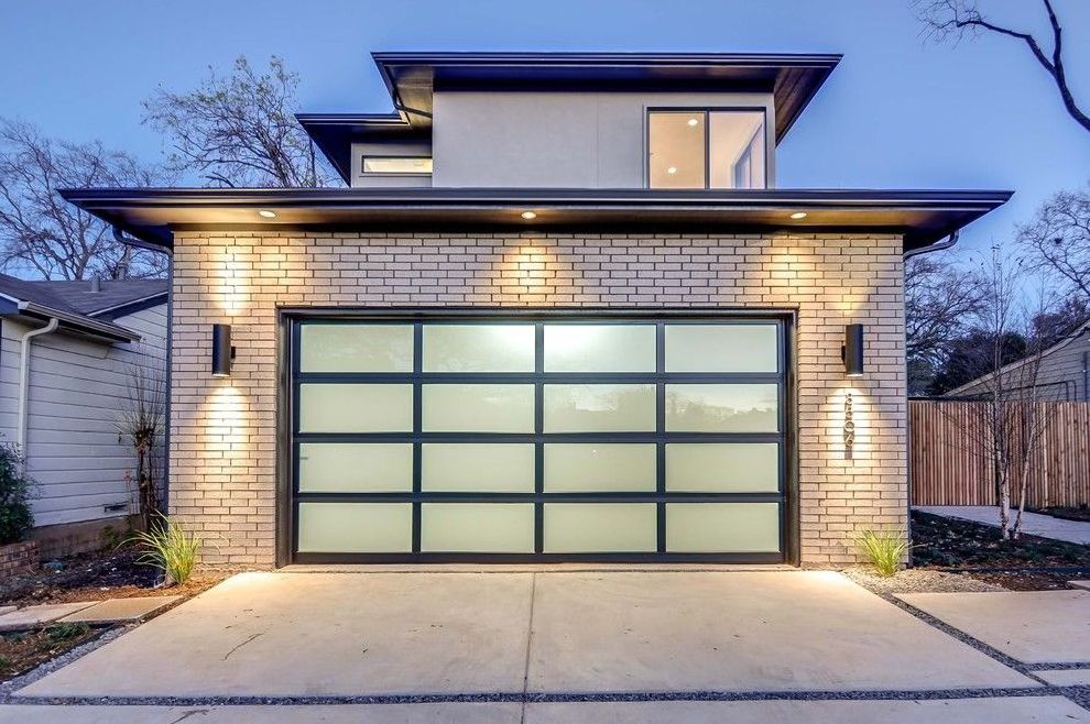 Mirror Garage Door High Standard Frameless Aluminum Reflective Glass Graphic Design Key Lock Modern Aluminum Alloy Finish Villa