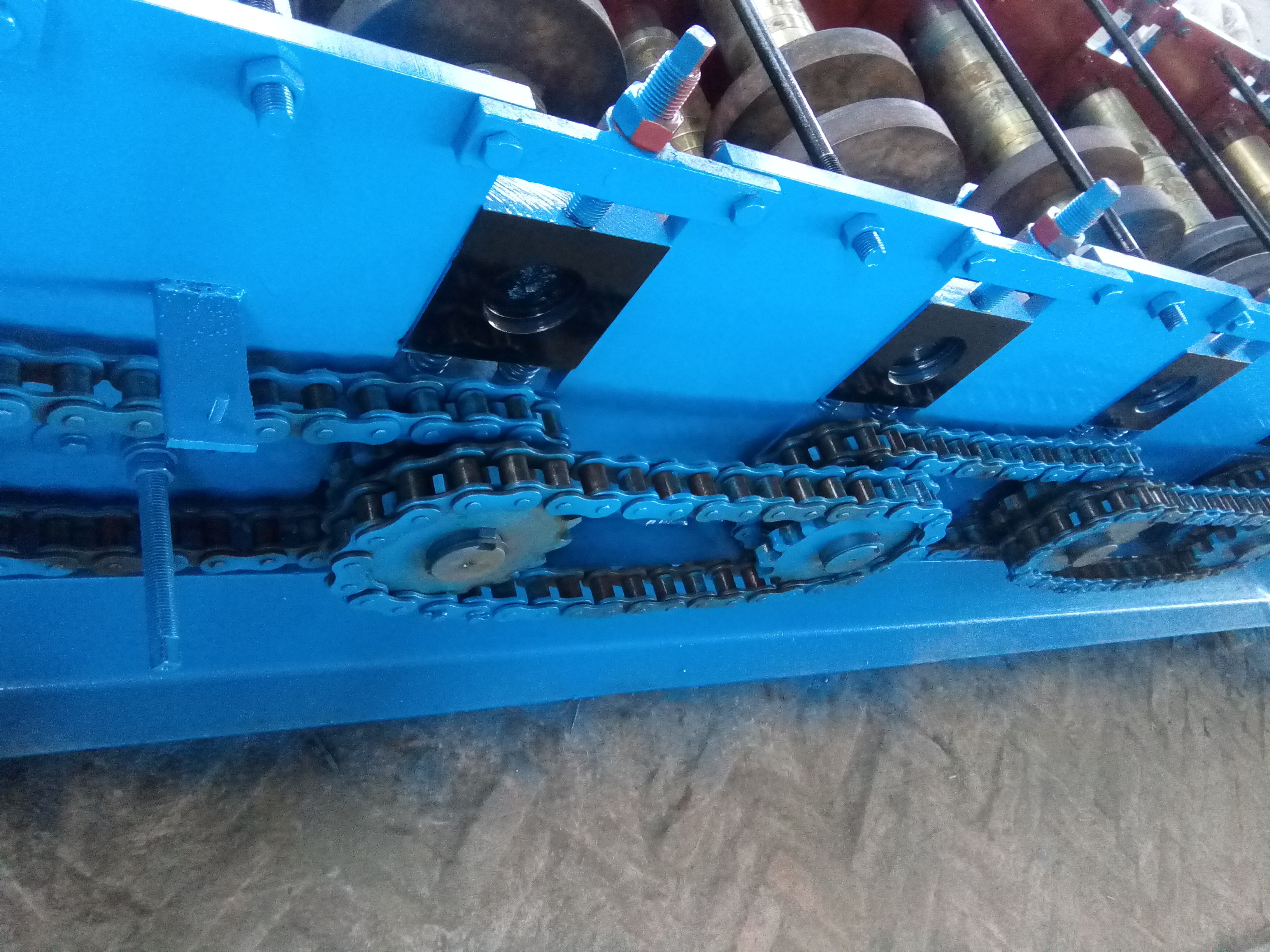 Automatic C Z shape purlin channel profiles cold roll forming machine c z channel purlin making machine for sale