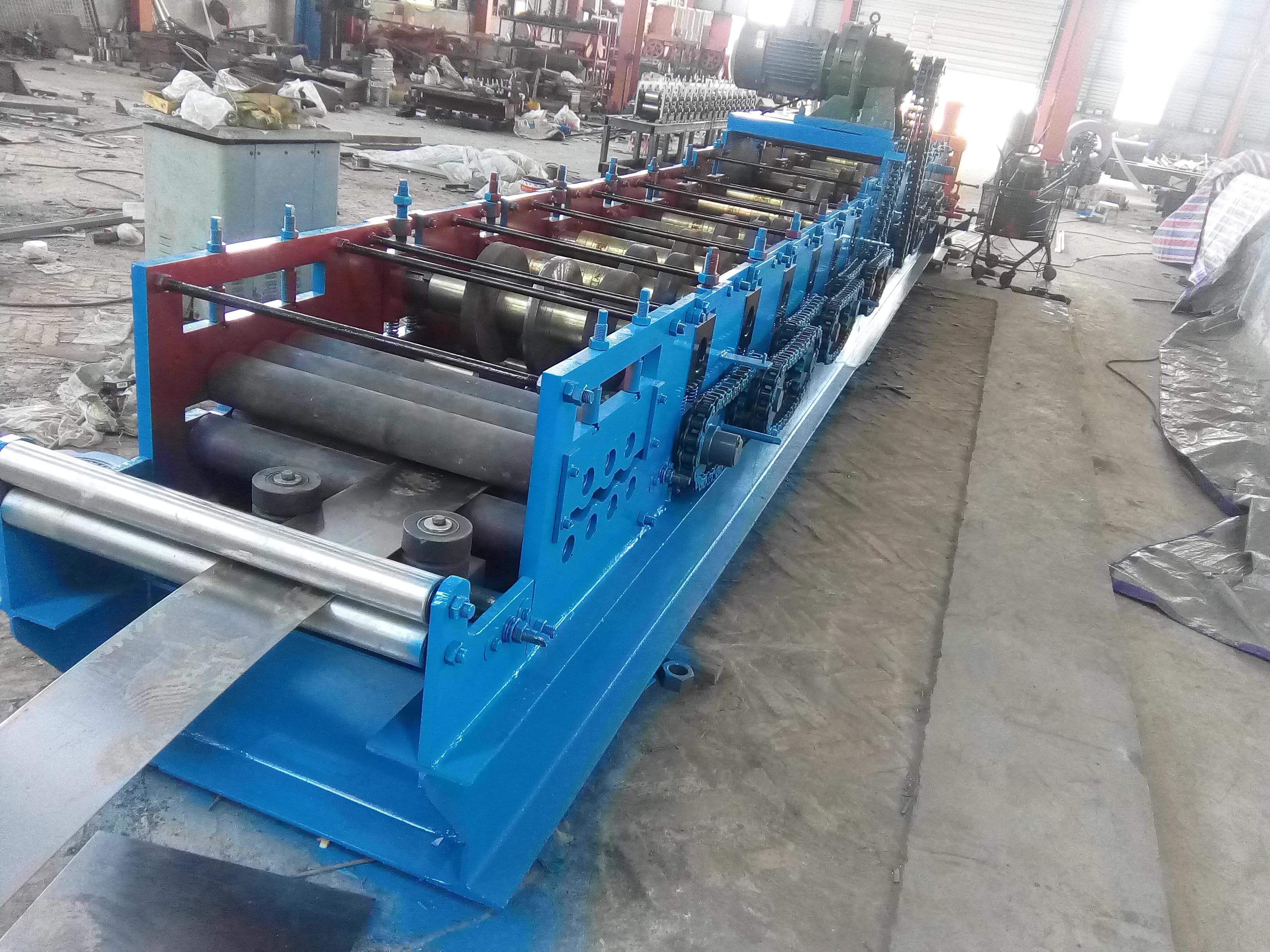 Automatic C Z shape purlin channel profiles cold roll forming machine c z channel purlin making machine for sale