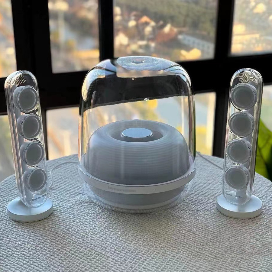 Original Harman Kardon Soundsticks 4 Speaker Wireless JBL Speaker Deep Bass and Inspiring Industrial Design