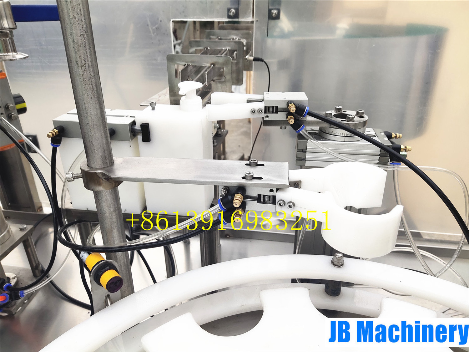 500ml 1000ml Automatic bottle liquid detergent soap filling machine and capping machine