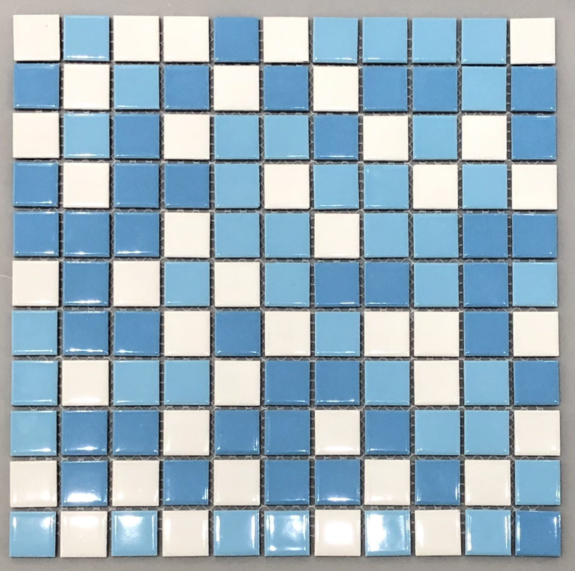 Modern European Style Porcelain Ice Crack Mosaic Tiles Glazed for Bathroom Outdoor Swimming Pool and Background Wall or Floor