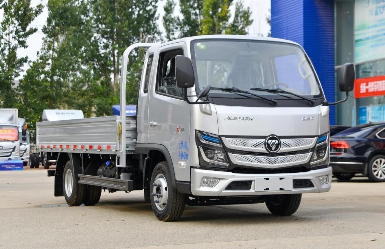 Customized Used Small Cargo Trucks Second Hand Foton Cargo Truck Cargo Trucks For Sale