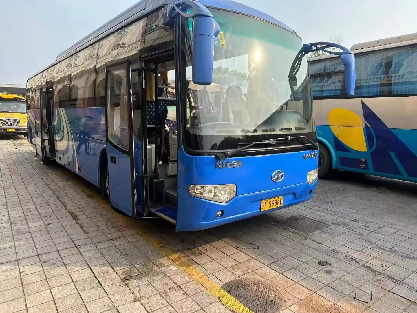 Best Selling Higer Bus KLQ6129 53-55 Seats Higers Bus Price Used Higer Buss For Sale