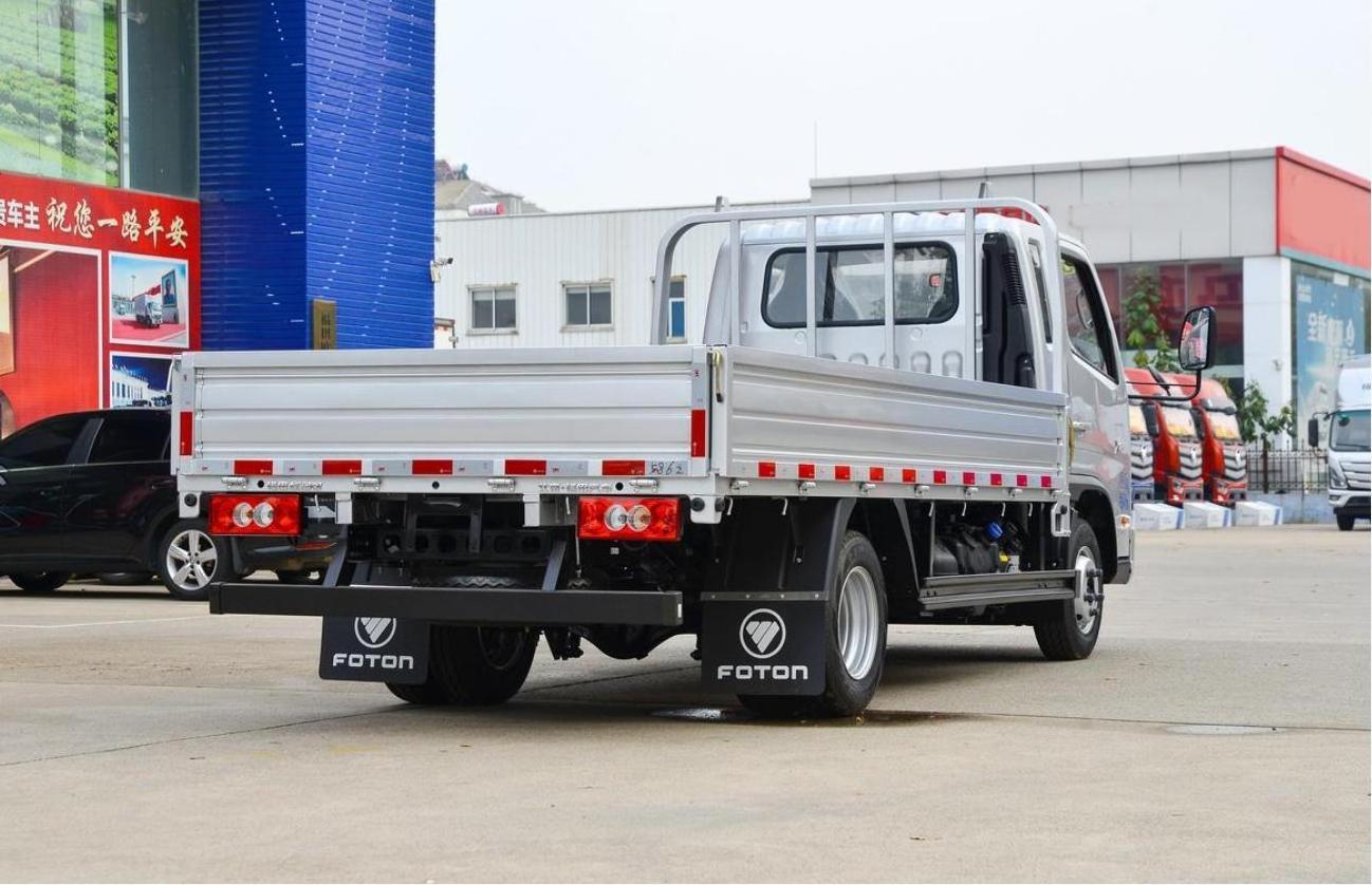 Customized Used Small Cargo Trucks Second Hand Foton Cargo Truck Cargo Trucks For Sale