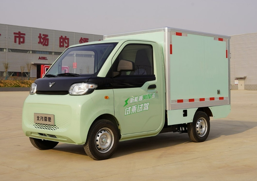 Best Selling Small Electric Trucks Electric Truck Mini Van Cargo Truck For Sale