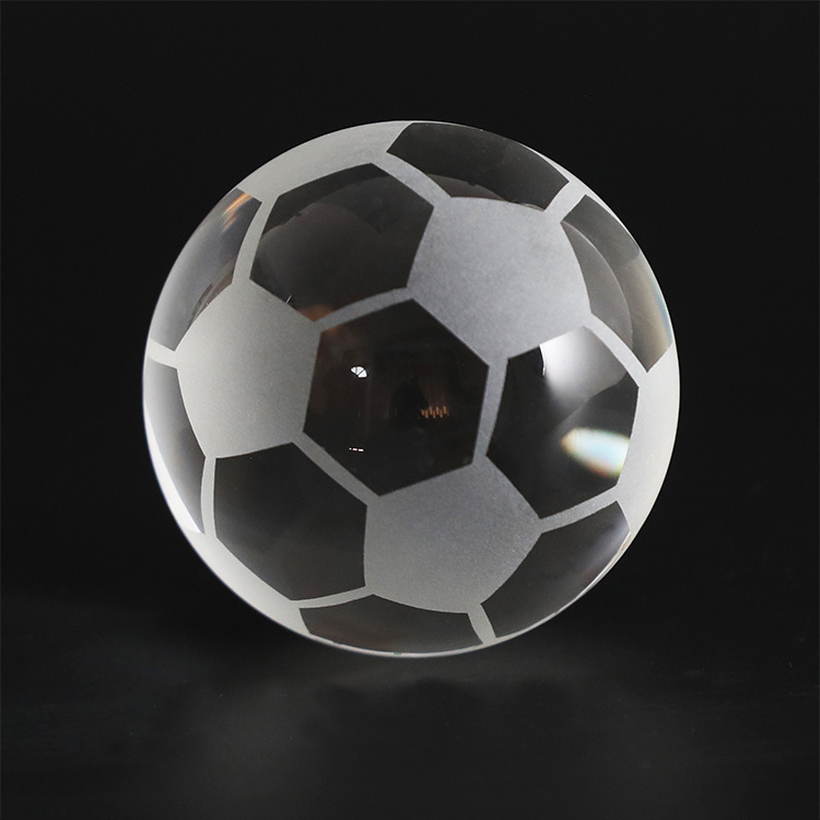 Wholesale cheap business Gift souvenirs Crystal Sports Award Crystal Glass Football Basketball