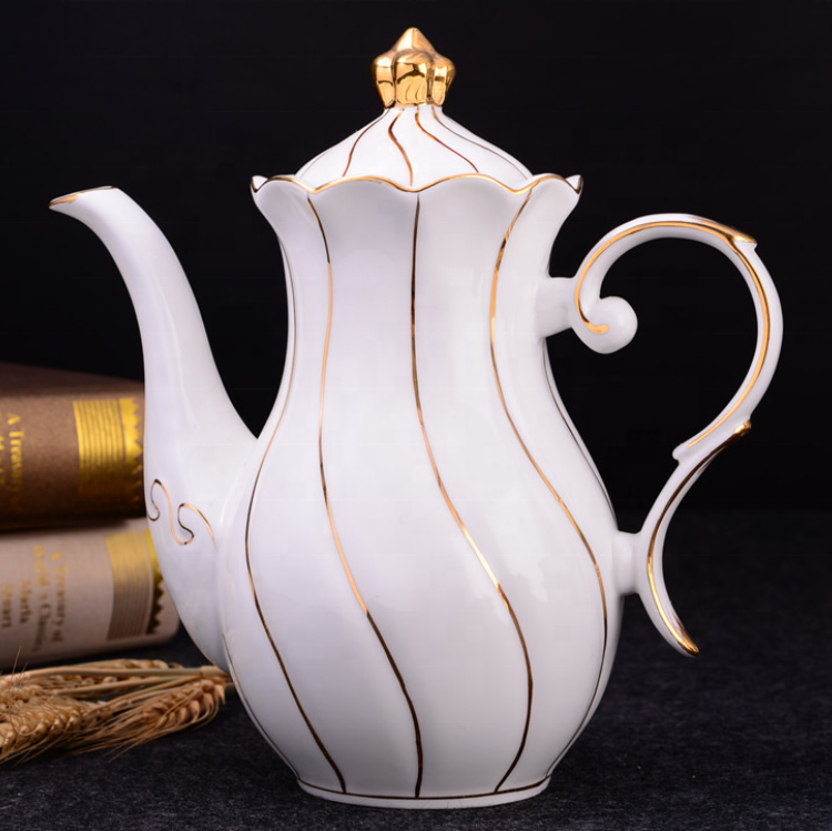 luxury ceramic fine porcelain royal  british tea cup set custom golden design bone china coffee & tea set