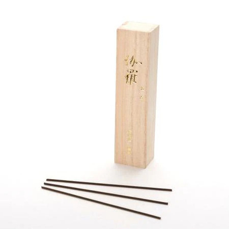 Eternal Tranquility: Japanese Style Luxury Sandalwood Incense Sticks for Gifting and Home Perfume Fragrance