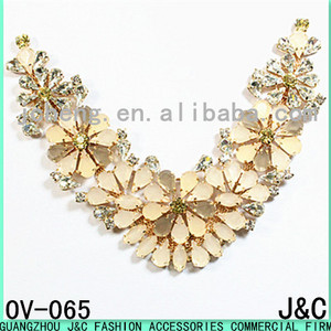 new arrival flip-flop V shaped crystal stone decorated shinny  shoe ornament/ shoe accessory/ shoe trim