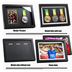 Wholesales Custom marathon Medallion badge solid Wood frame Medal cion Display Frame Shadow Box photo frame