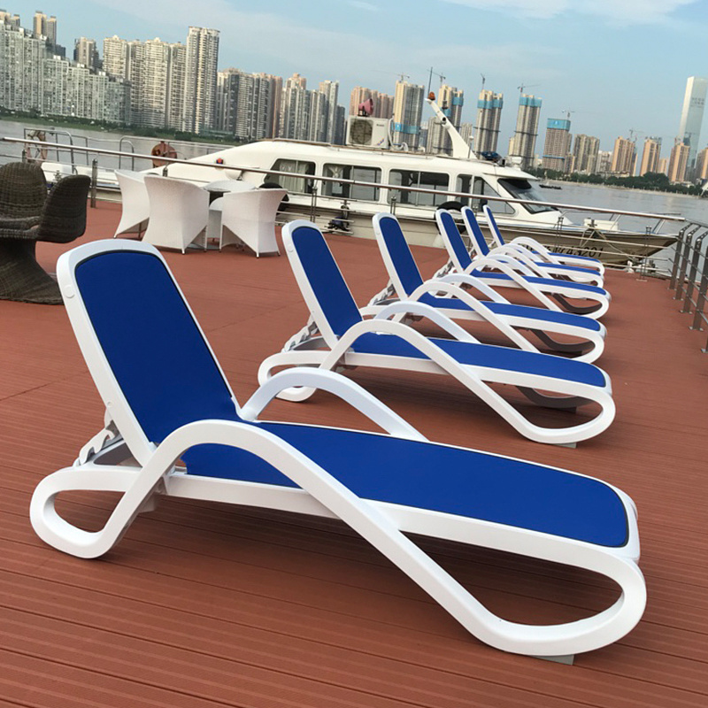 Juecheng hotel beach sun lounger plastic day bed outdoor commercial lounge chair for pool side