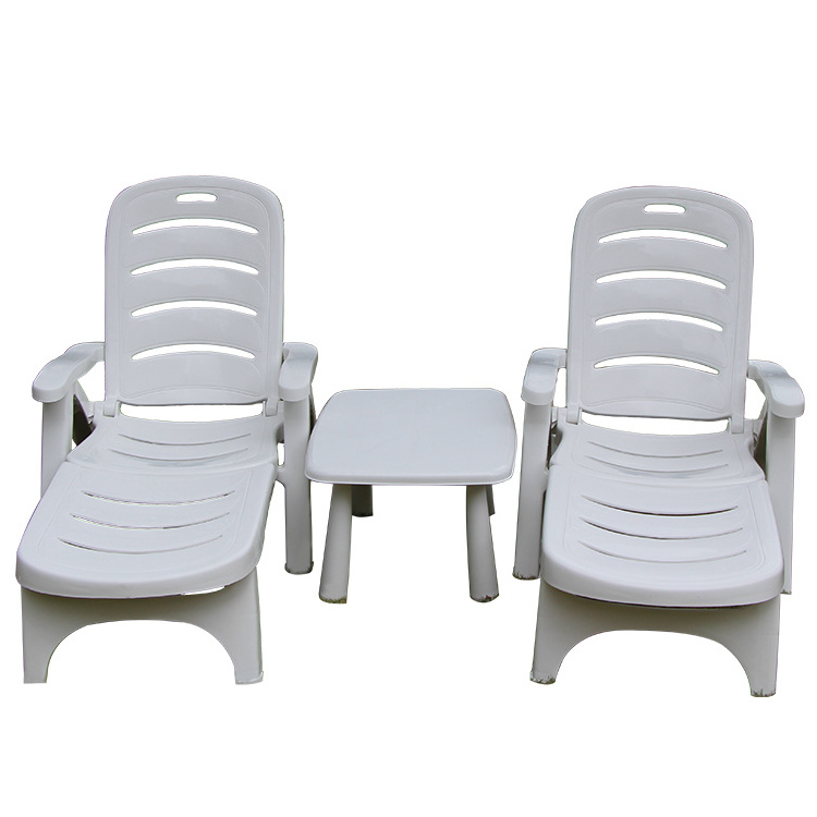 Wholesale sun lounger outdoor modern folding plastic beach chair portable lounge chair