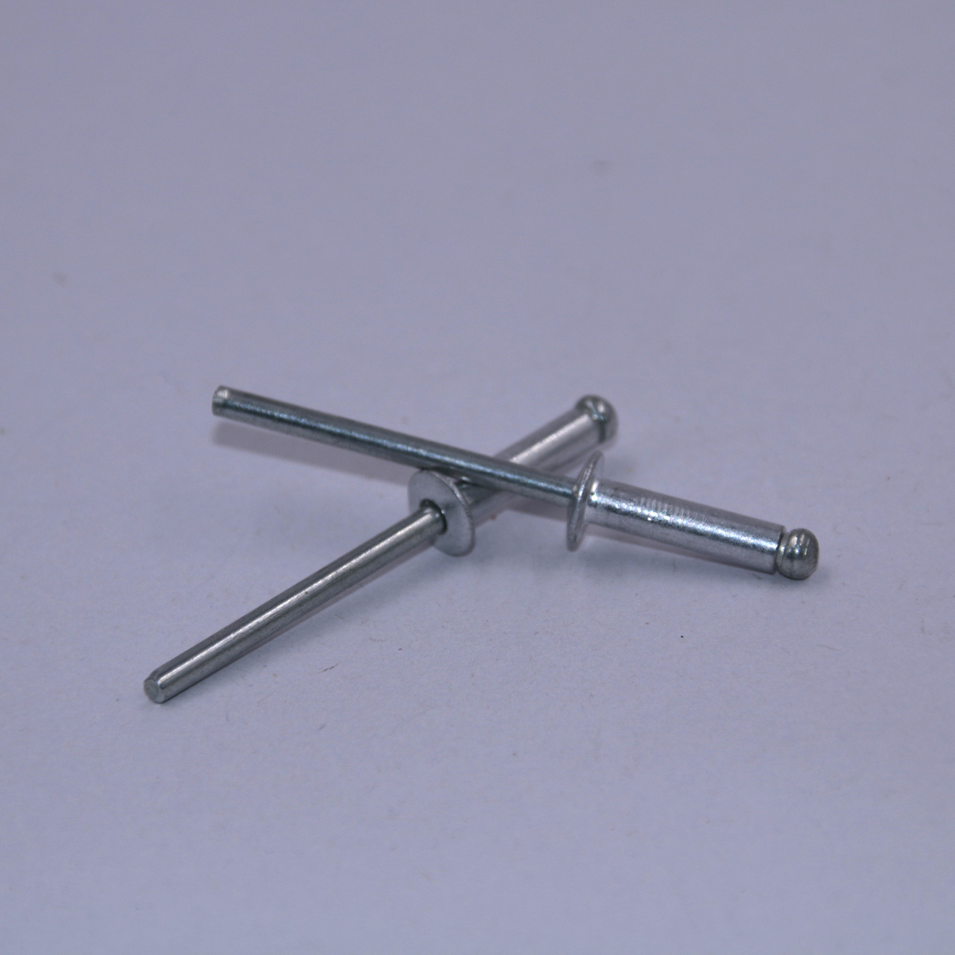 Blind Rivets in Aluminum Open end blind rivets for automotive industry and furniture items