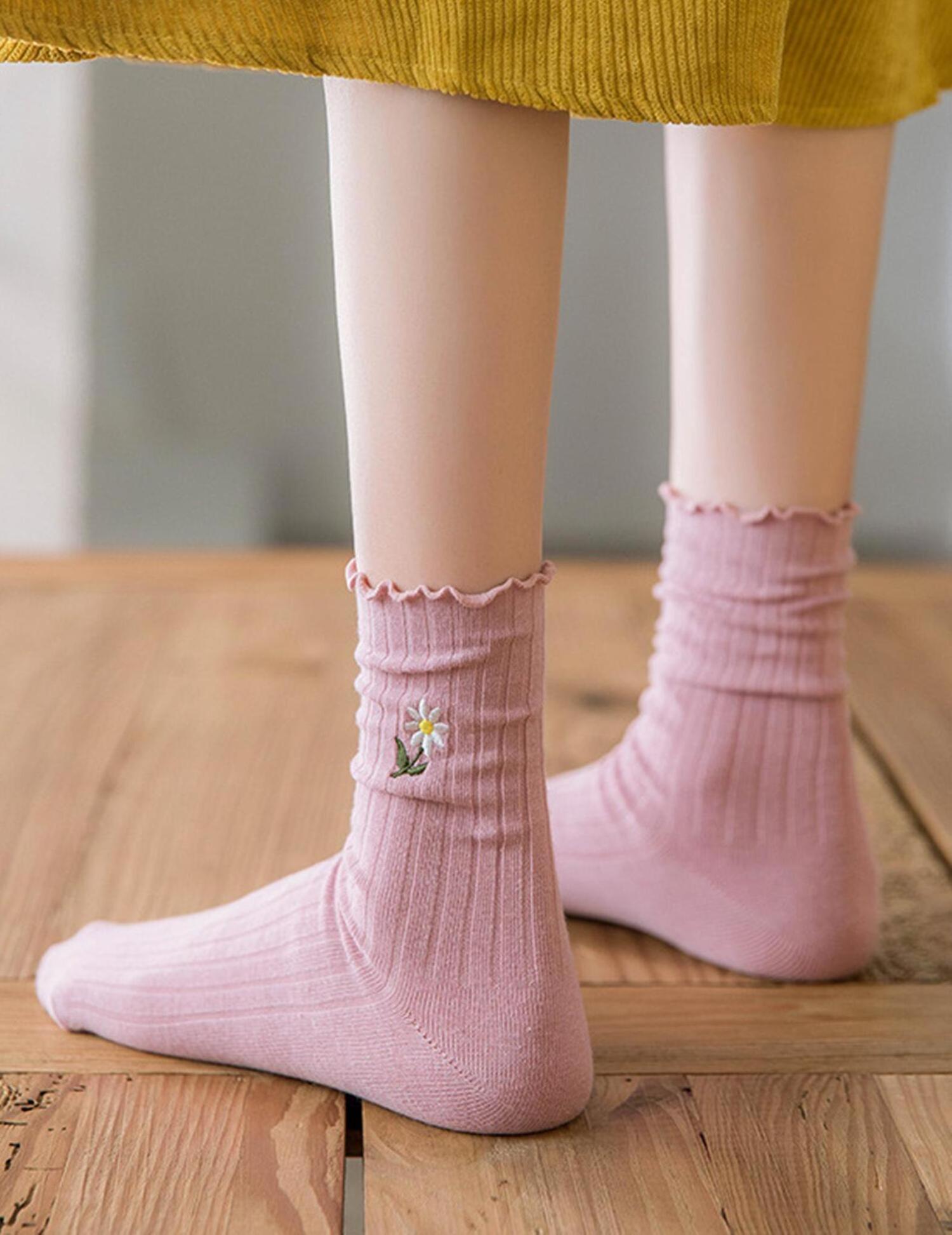 low moq hot selling women cute cotton casual Sock flower lace crew custom sock fashion socks