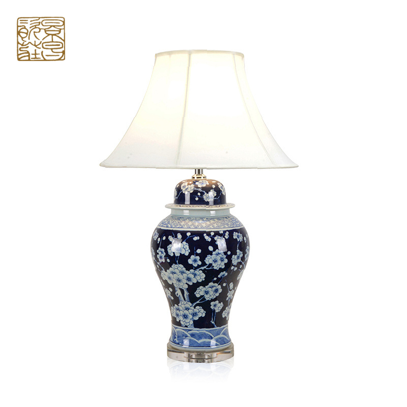 Chinese Hotel Antique Decorate retro ceramic office table lamp with line switch