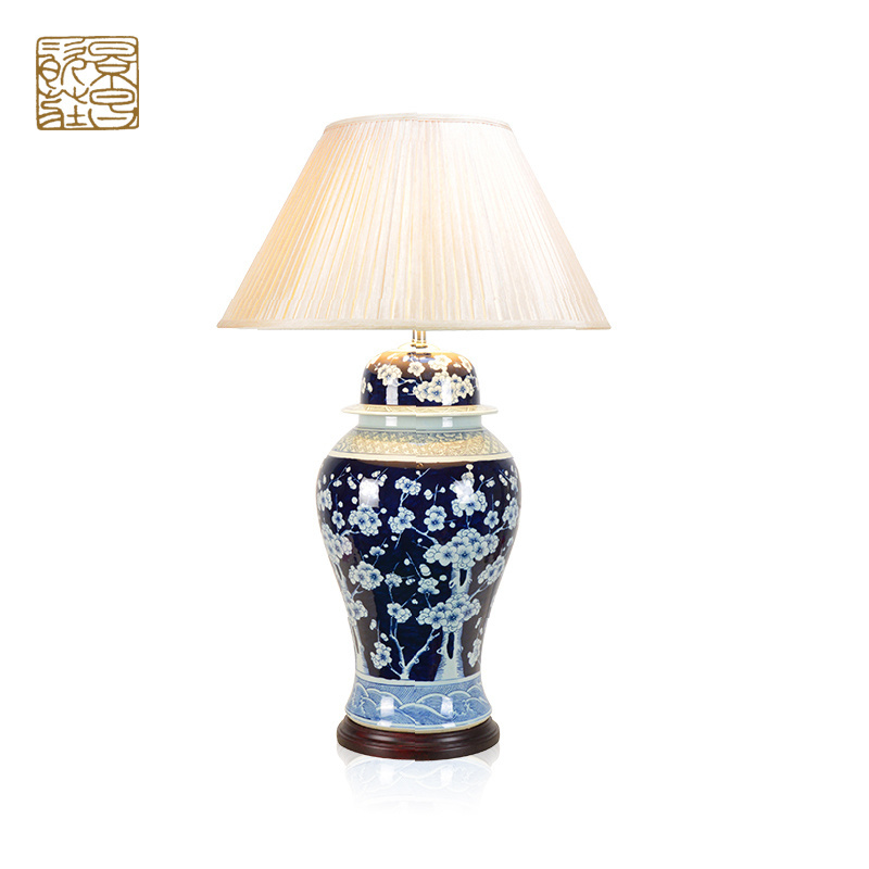 Chinese Hotel Antique Decorate retro ceramic office table lamp with line switch