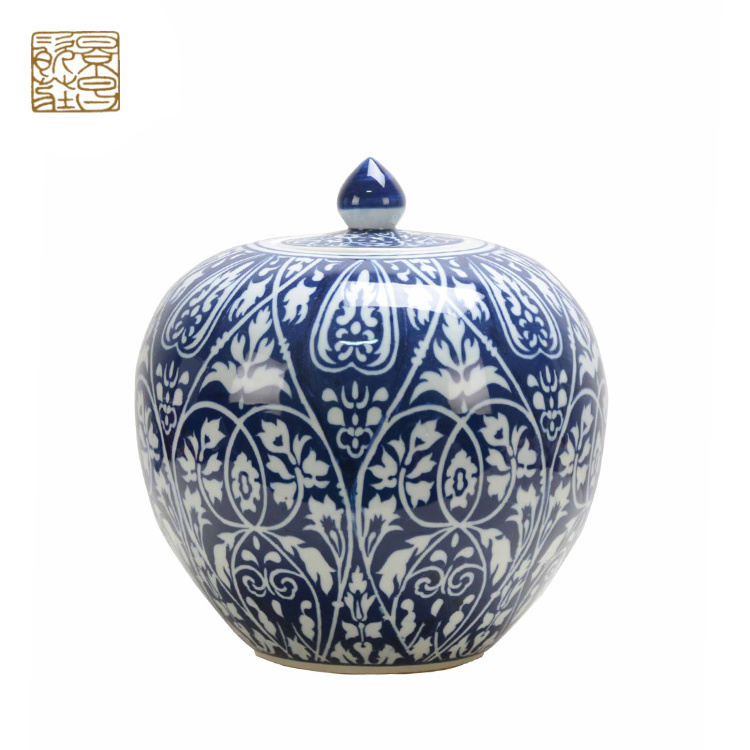 chinese home decorative porcelain fancy ceramic luxury antique modern design blue and white vase table lamp for hotel