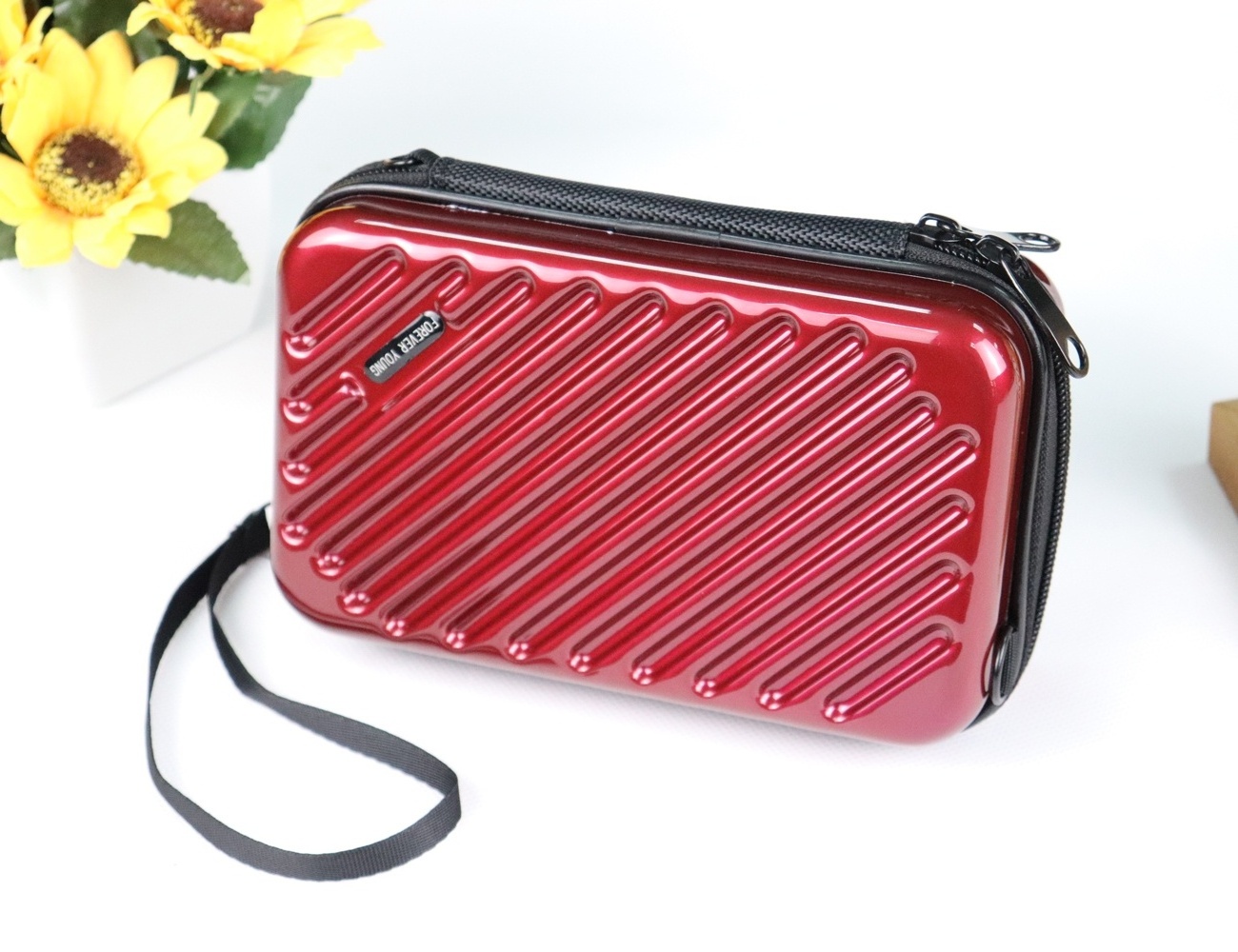 Custom Logo Luxury company gift  Commercial gift Makeup Bag Mini Cosmetic Case